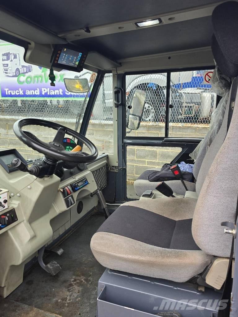 Scarab M25H Veegmachines