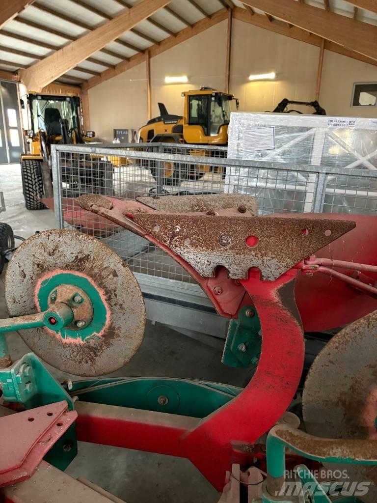 Kverneland EG85 Wentelploegen