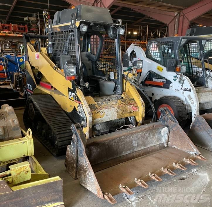 CAT 257B Schrankladers
