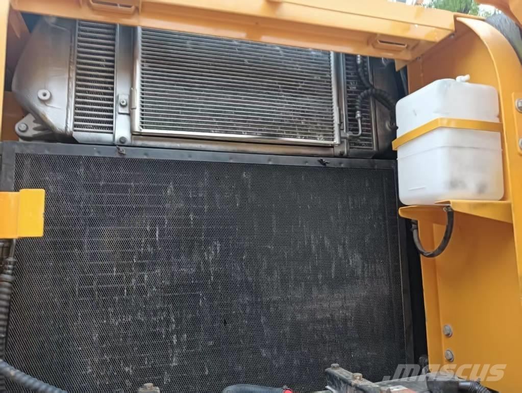 Hyundai 220LC-9T Rupsgraafmachines