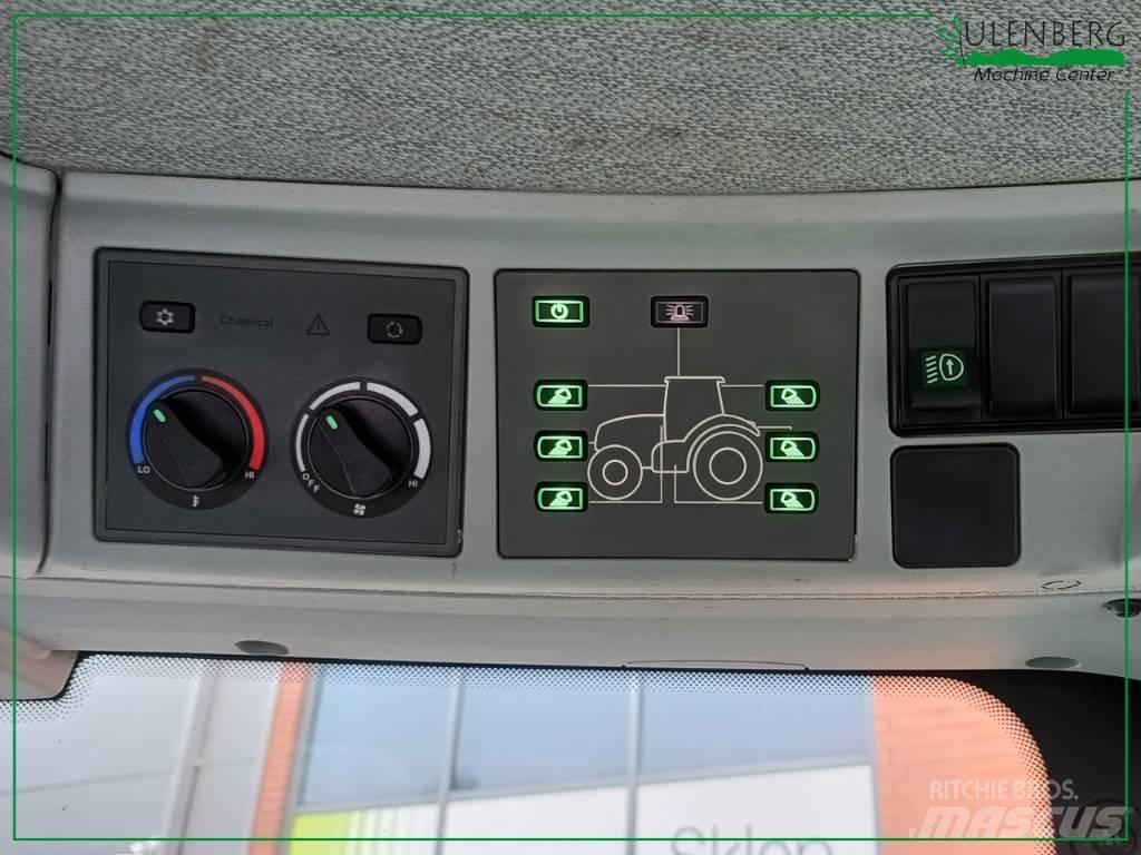CLAAS Axion 850 Tractoren