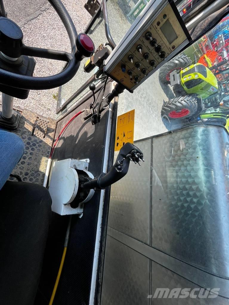  FINOTTO URAGANO Zelfrijdende spuitmachines