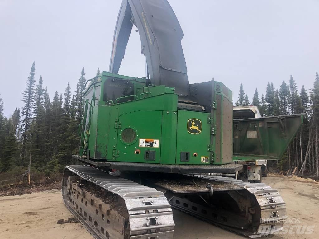 John Deere 853MH Harvesters