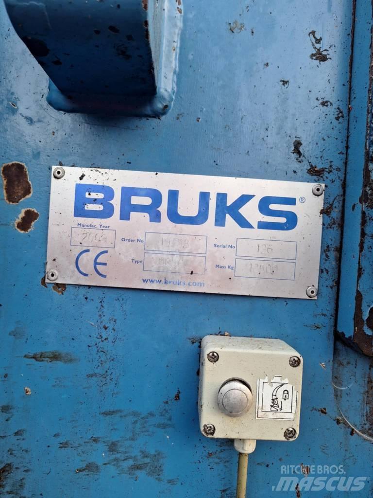 Bruks 805 CT Houtversnipperaars