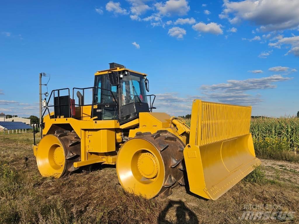 CAT 826 G Afvalpersen