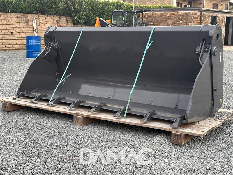 New Holland 220 Bakken