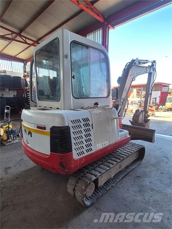 Takeuchi TB135 Minigraafmachines < 7t