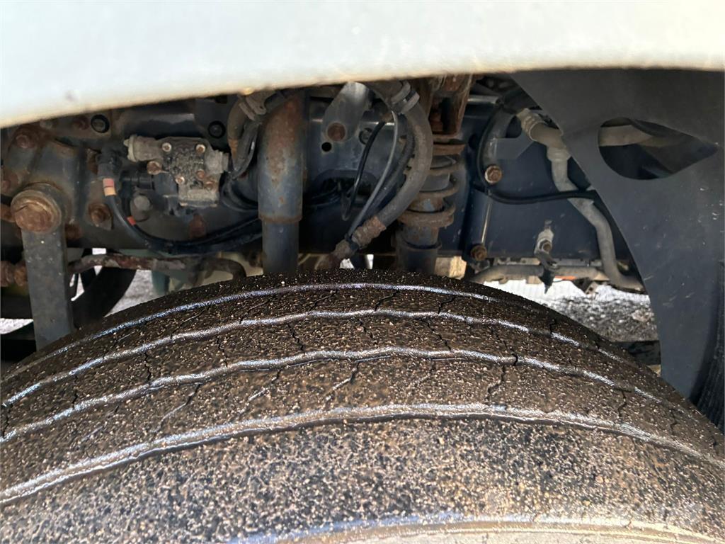 Volvo FL240 Schuifzeilopbouw