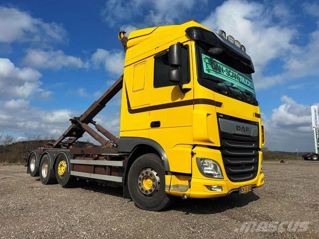 DAF XF 530 8x2-*4 Vrachtwagen met containersysteem