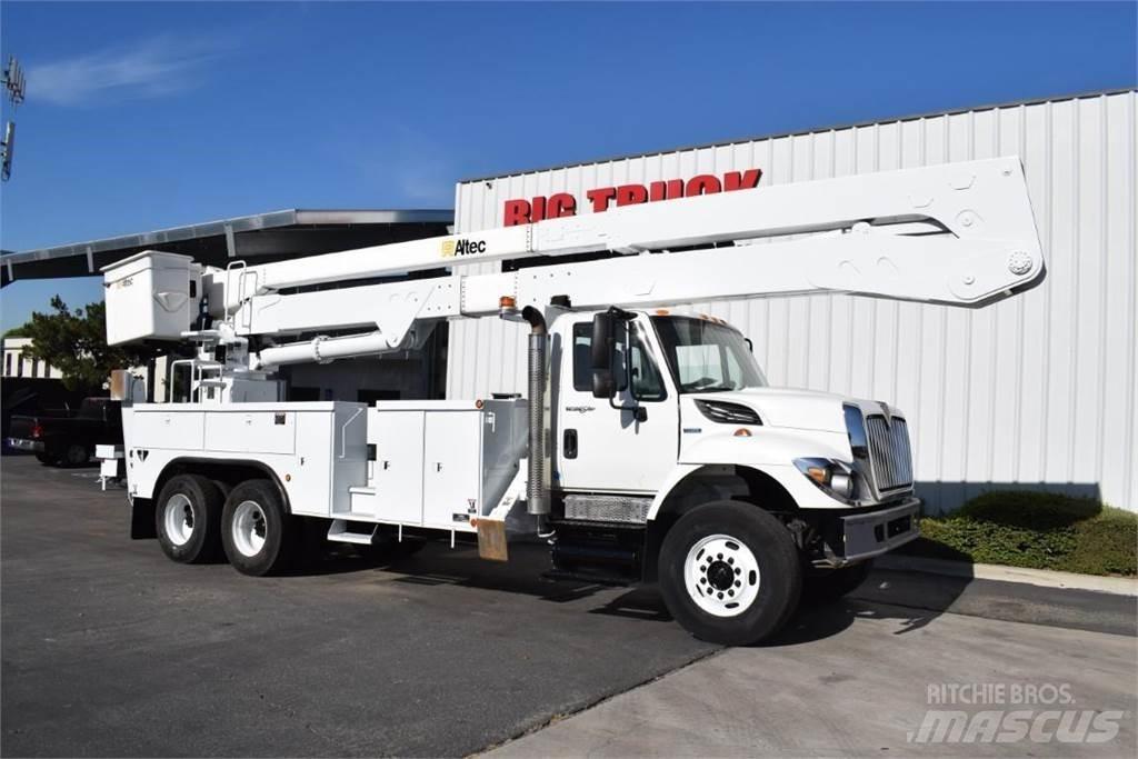Altec A77T Auto hoogwerkers