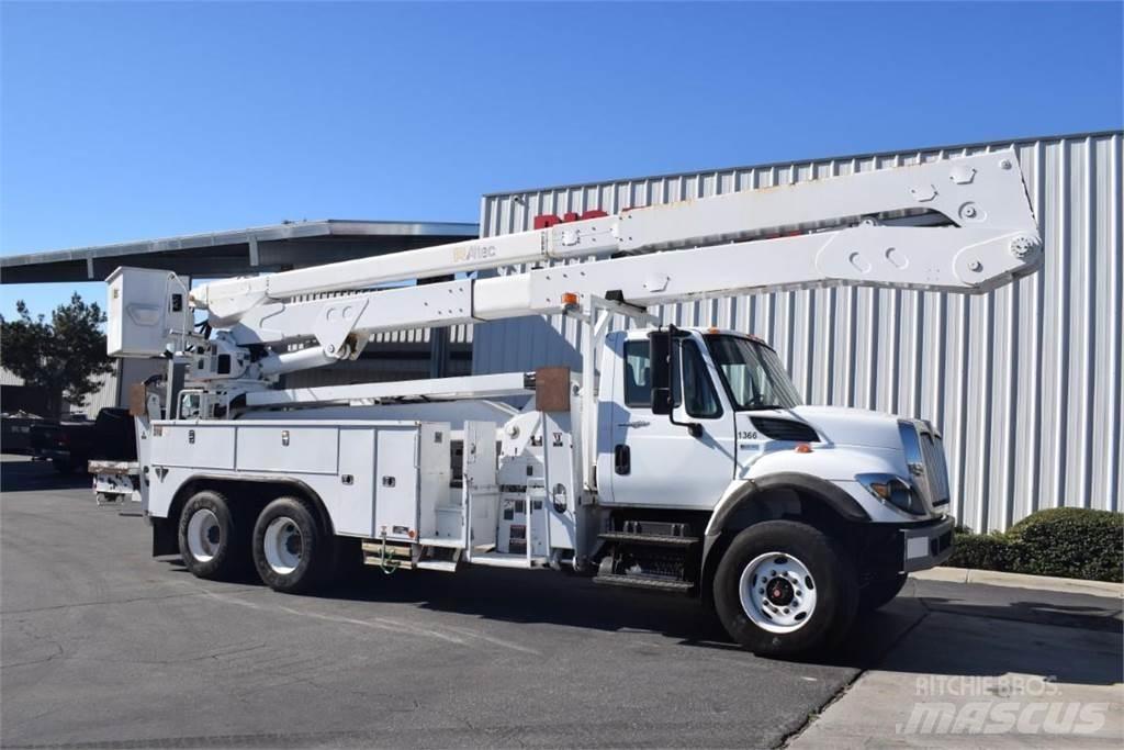 Altec A77TE93 Auto hoogwerkers