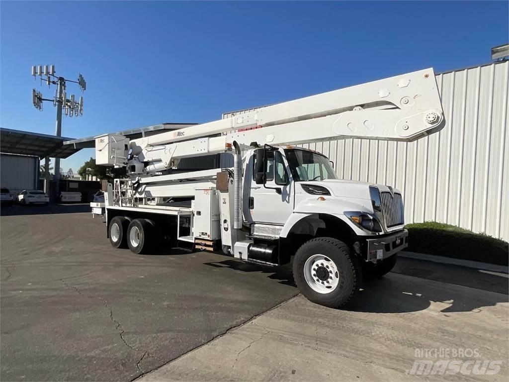 Altec A77TE93 Auto hoogwerkers