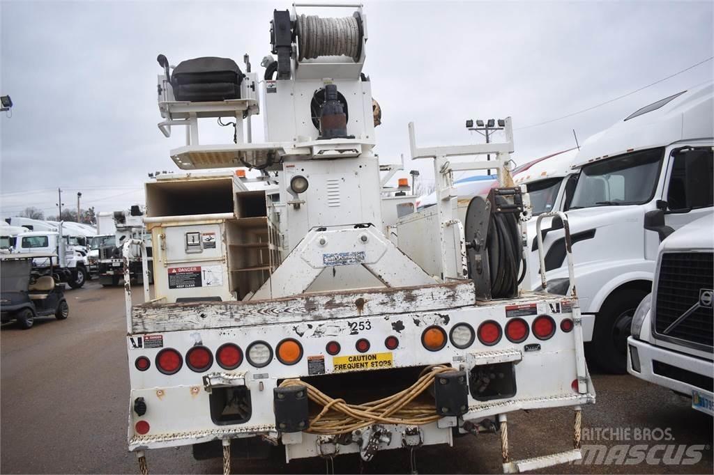 Altec D2045TR Mobiele Boorinstallatie