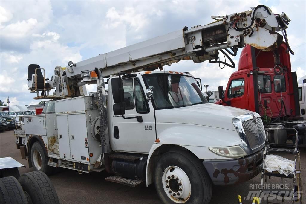 Altec DM45TR Mobiele Boorinstallatie