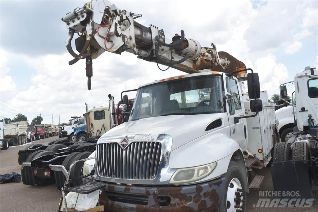 Altec DM45TR Mobiele Boorinstallatie
