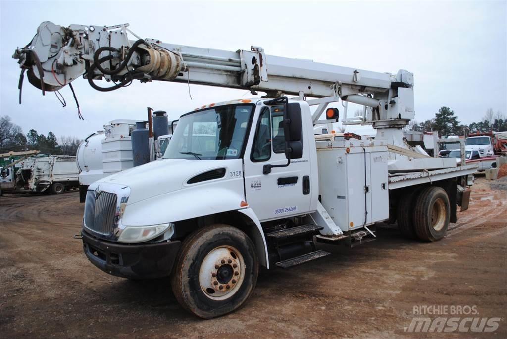 Altec DM47TR Mobiele Boorinstallatie
