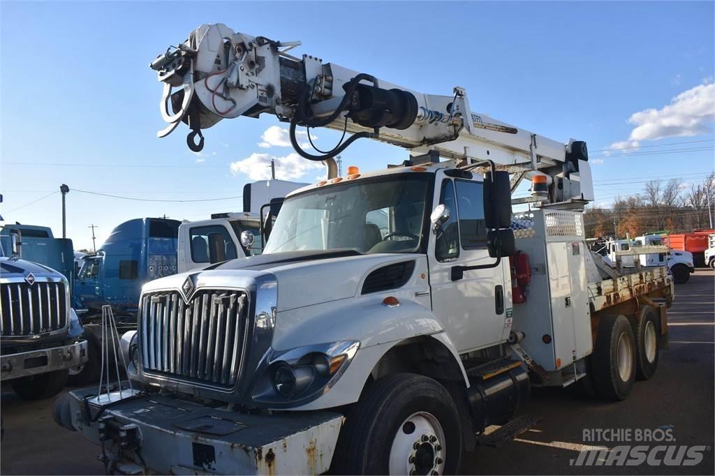 Altec DM47TR Mobiele Boorinstallatie