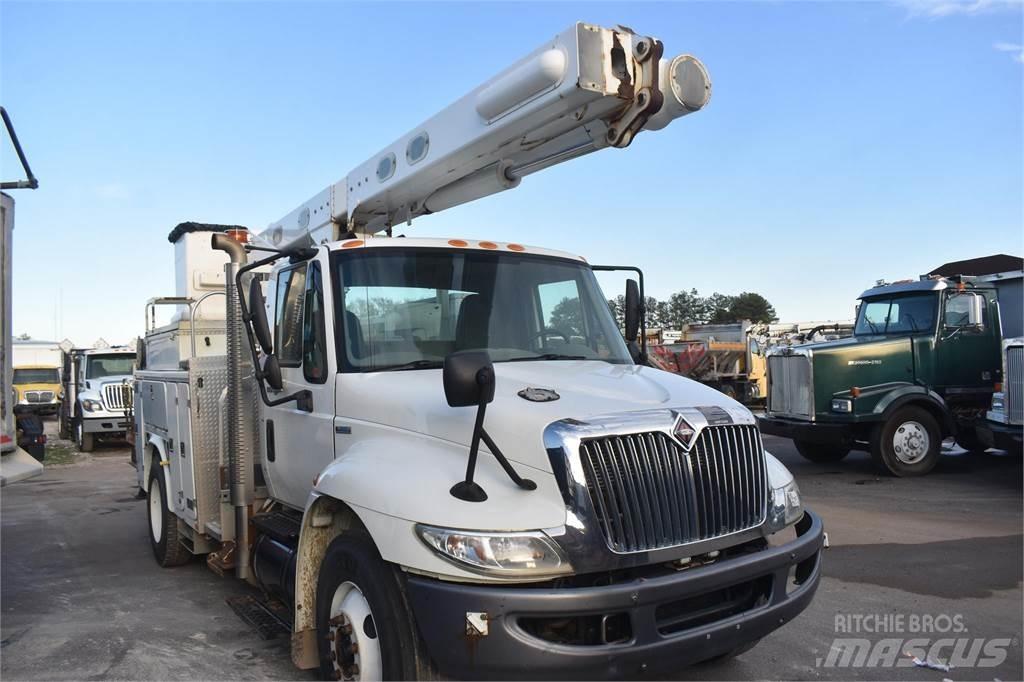 Altec L45M Auto hoogwerkers