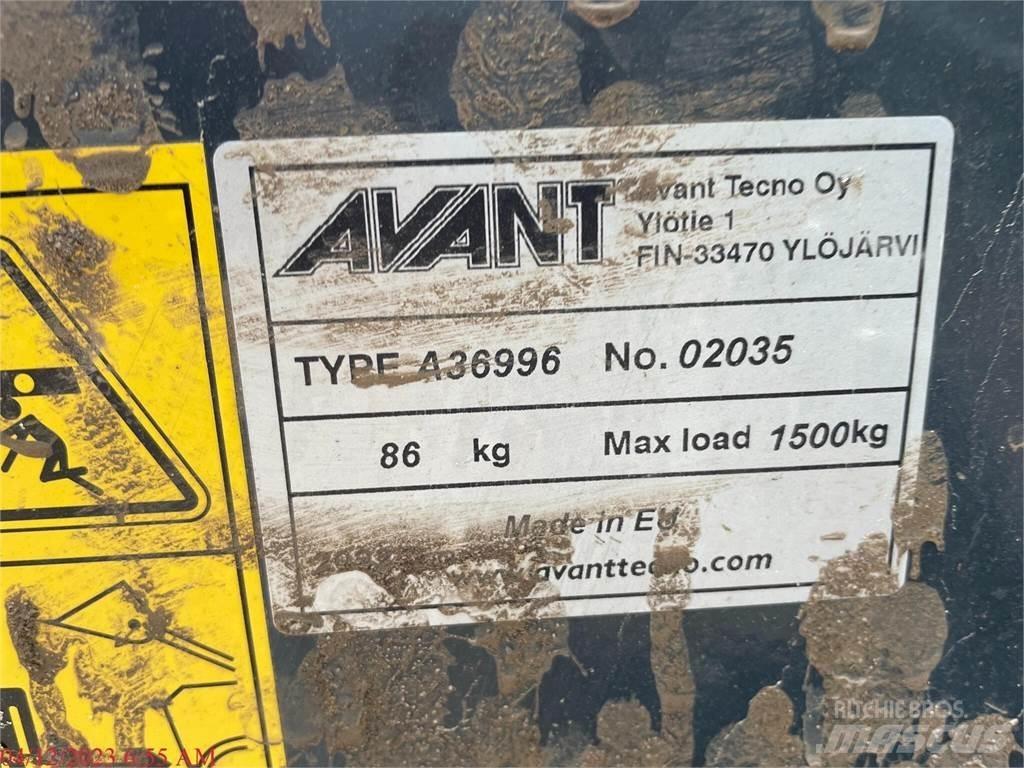 Avant 423 Wielladers