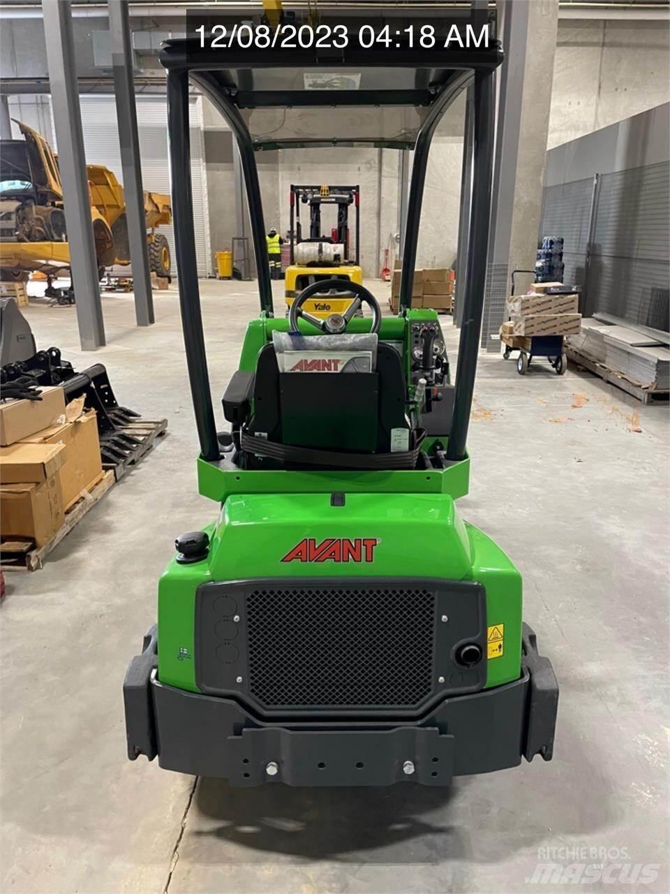 Avant 423 Wielladers