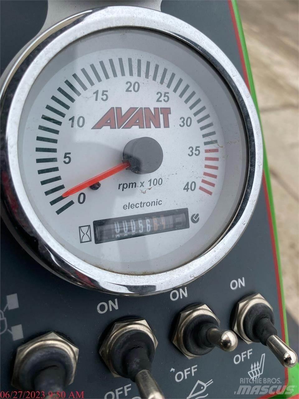 Avant 528 Wielladers