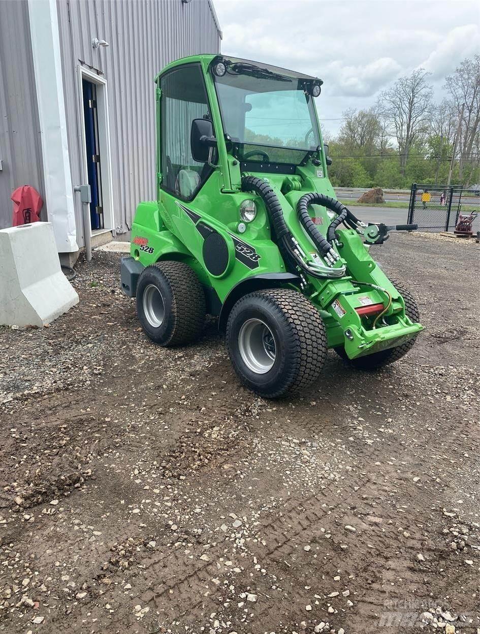 Avant 528 Wielladers