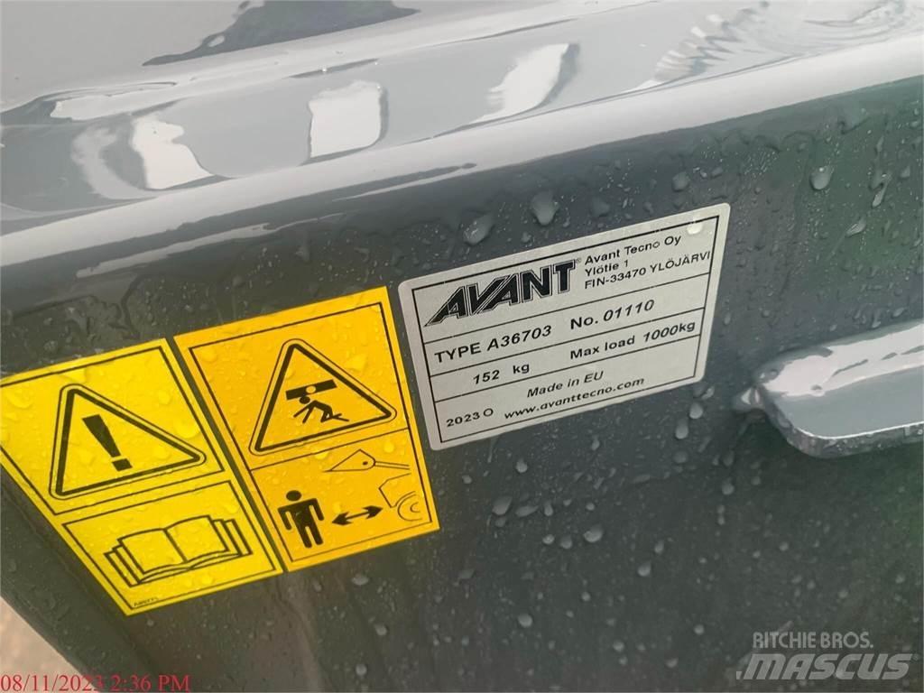 Avant 860I Wielladers