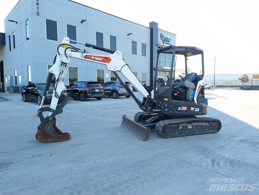 Bobcat E35R2 Minigraafmachines < 7t