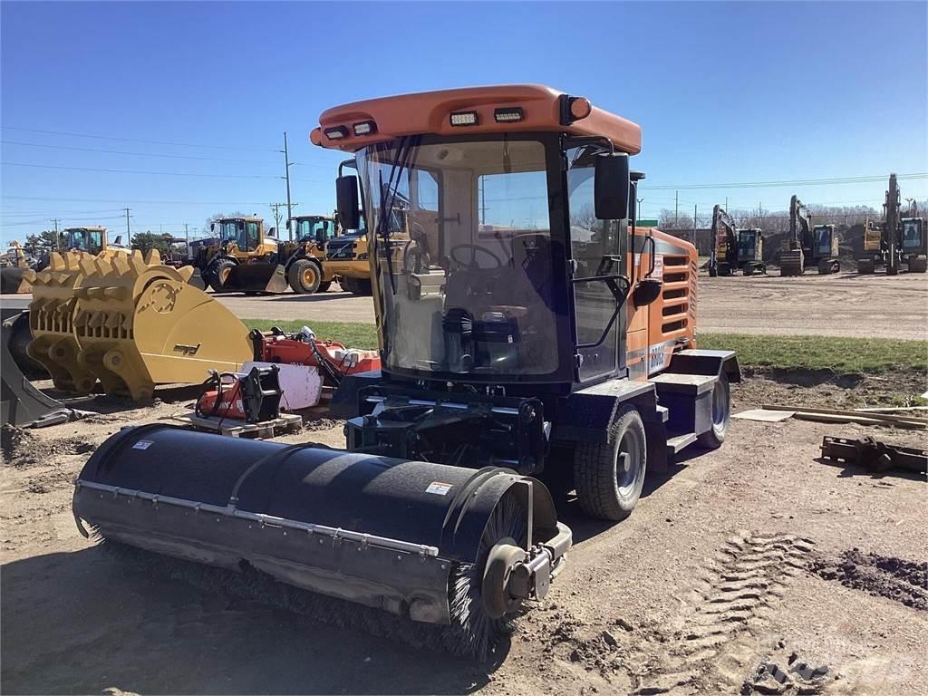 Broce FMJ470 Veegmachines