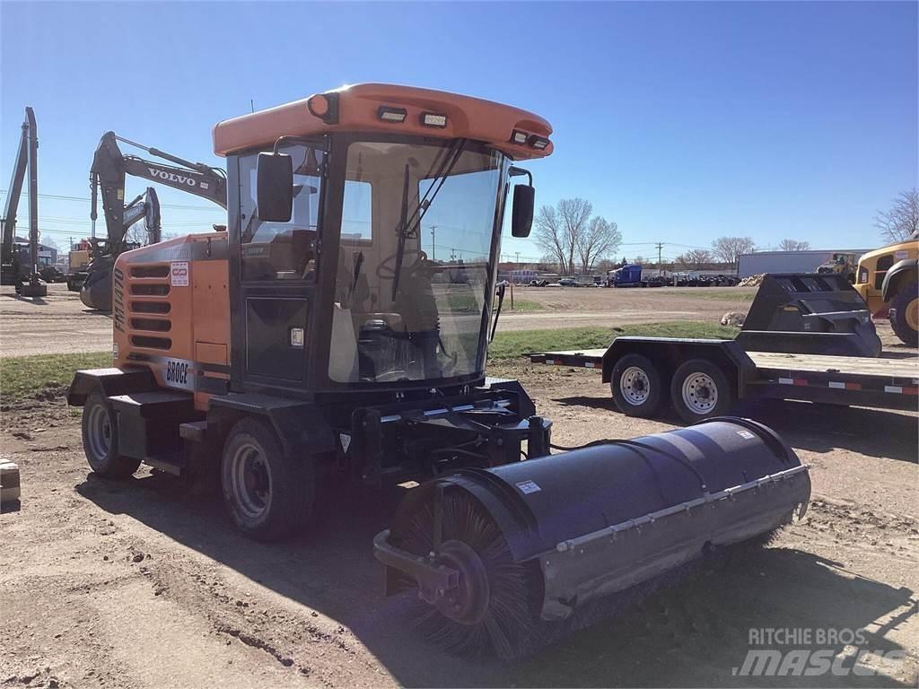 Broce FMJ470 Veegmachines