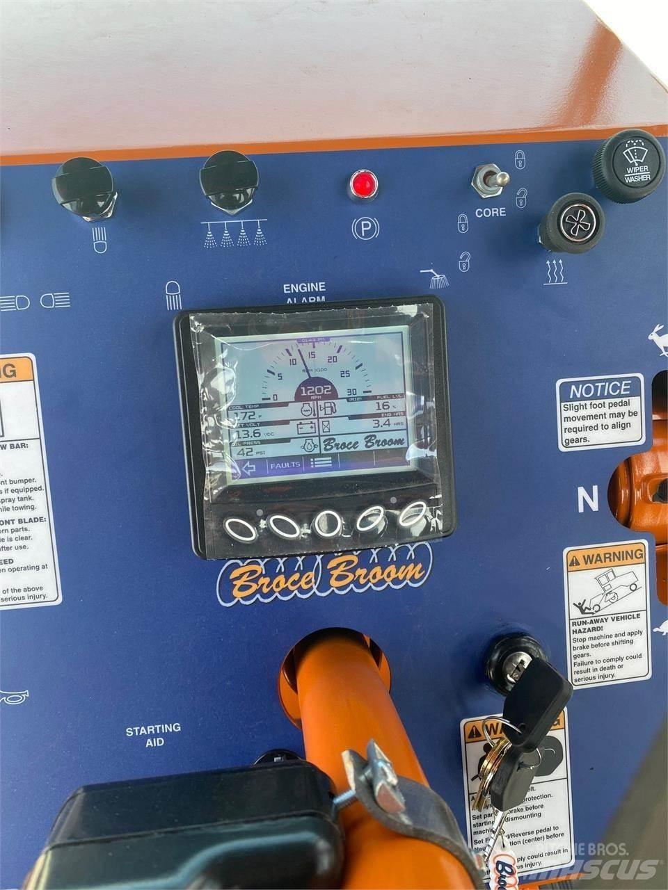 Broce RJT350 Veegmachines