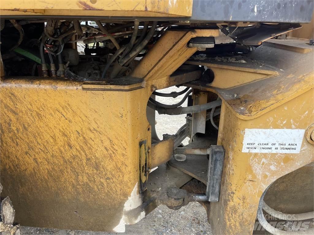 CASE 621B Wielladers