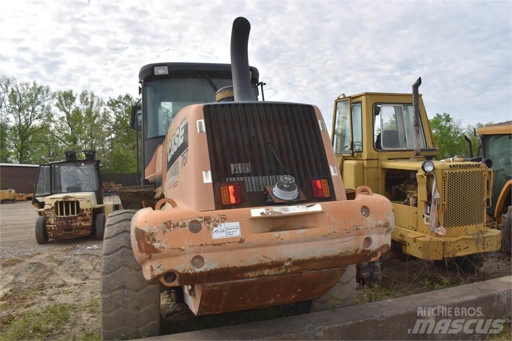 CASE 621E Wielladers