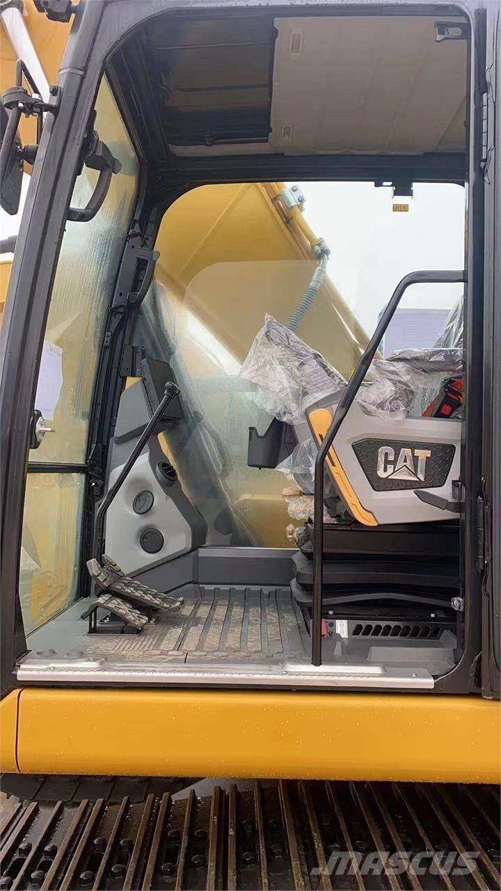 CAT 320 Rupsgraafmachines