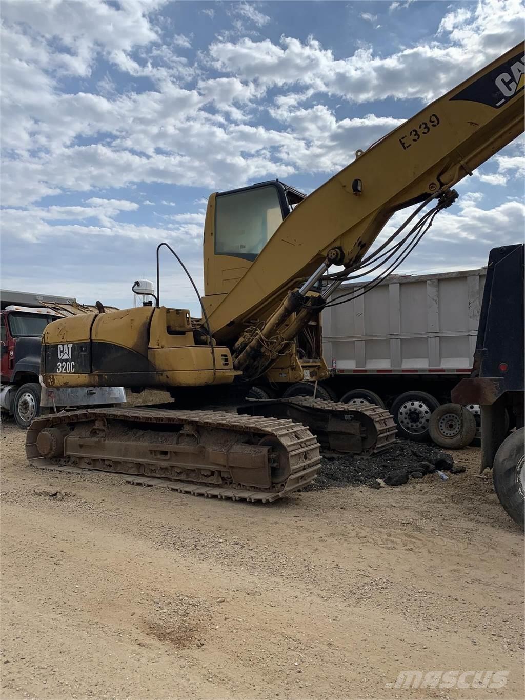 CAT 320C Rupsgraafmachines