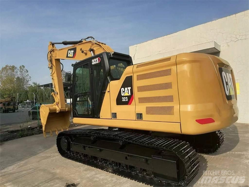 CAT 323 Rupsgraafmachines