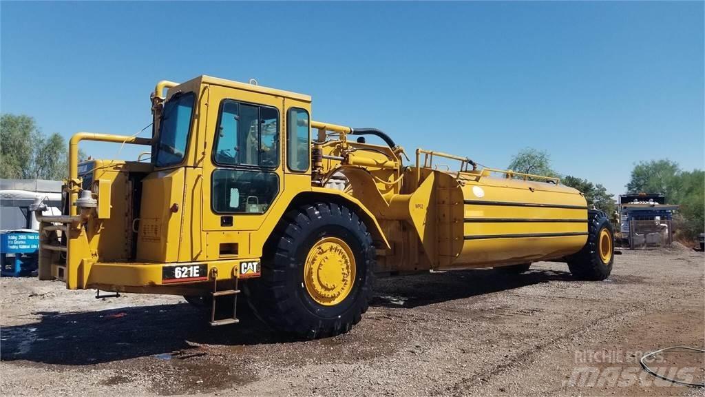 CAT 621E Tankwagen