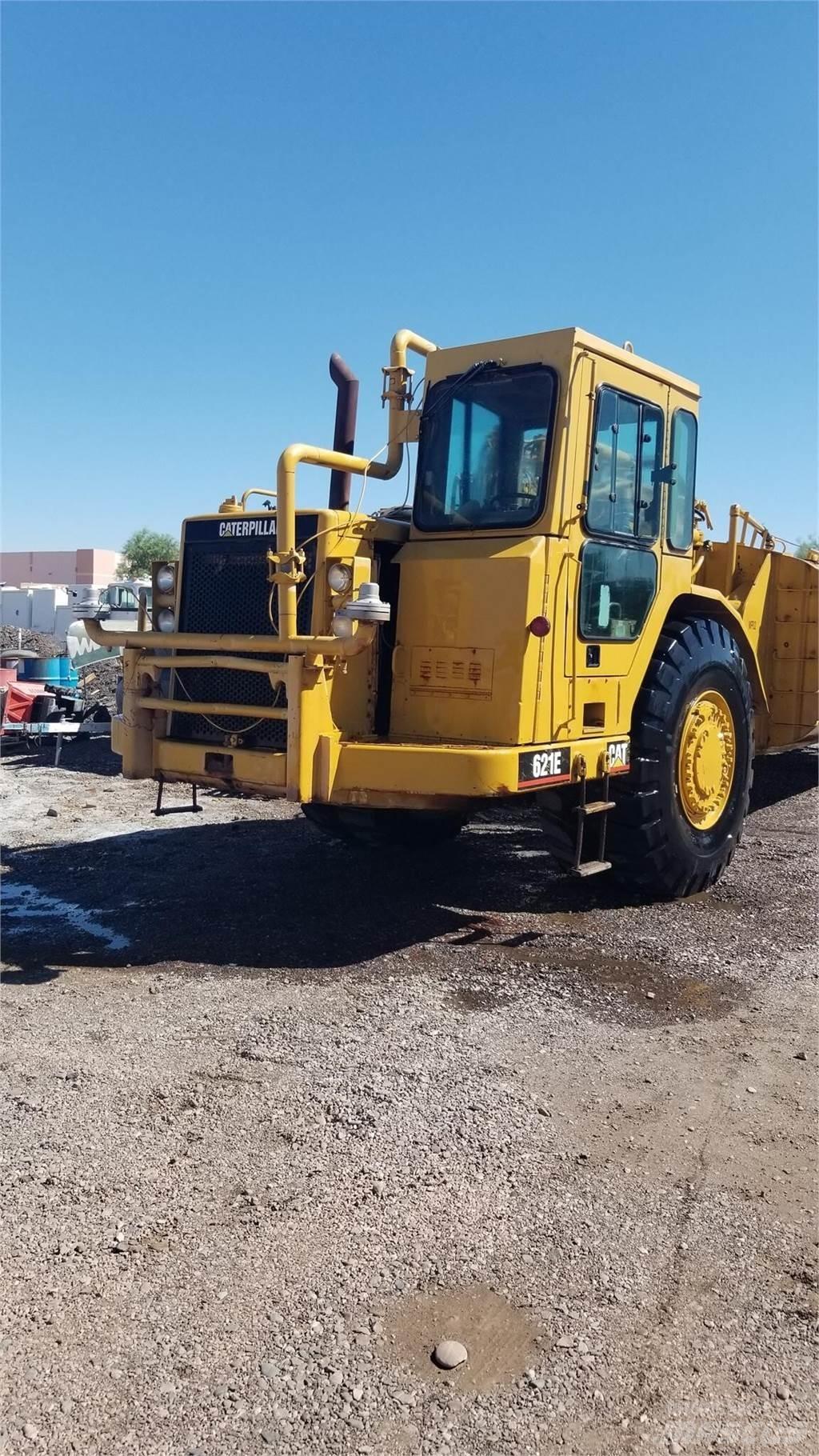 CAT 621E Tankwagen