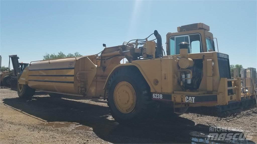 CAT 623B Tankwagen