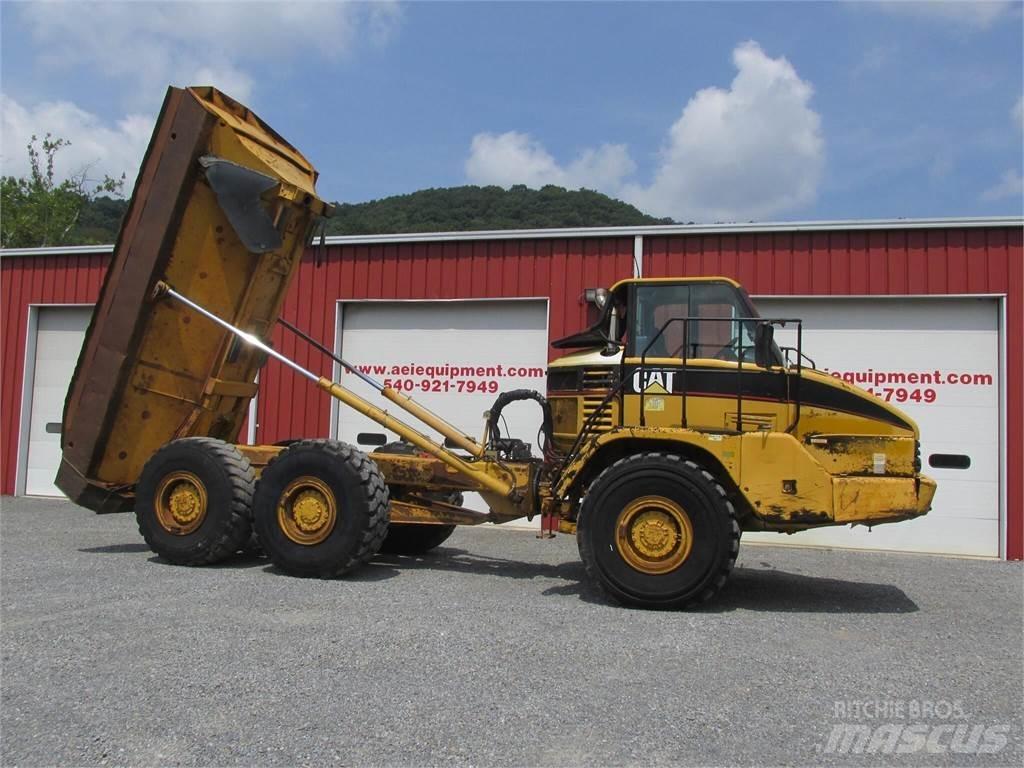 CAT 725 Knik dumptrucks