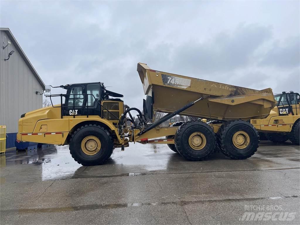 CAT 745 Knik dumptrucks
