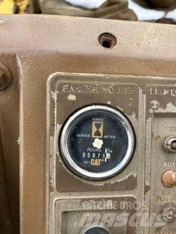 CAT 815B Afvalpersen