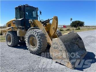 CAT 930M Wielladers