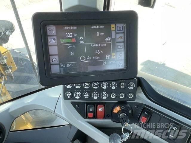 CAT 938M Wielladers