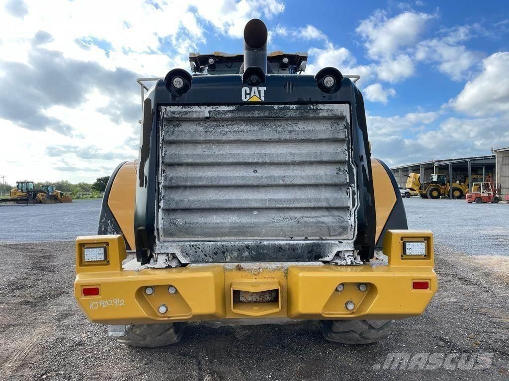 CAT 966M Wielladers