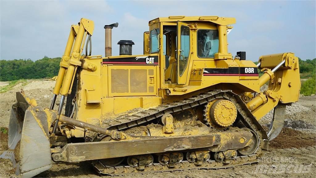 CAT D8R Rupsdozers