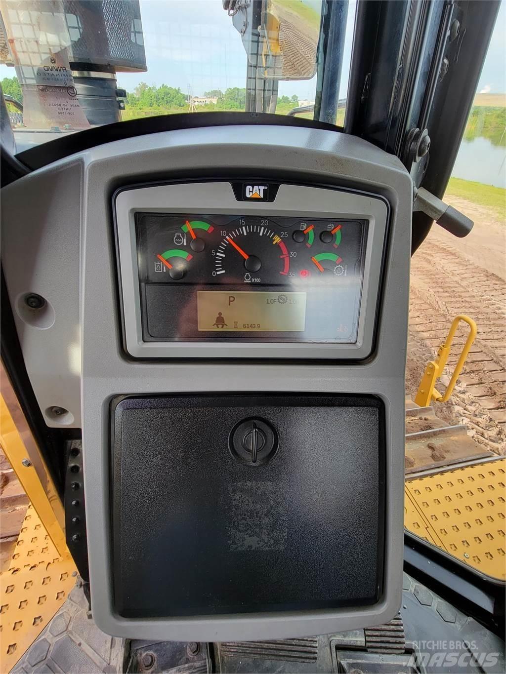 CAT D8T Rupsdozers