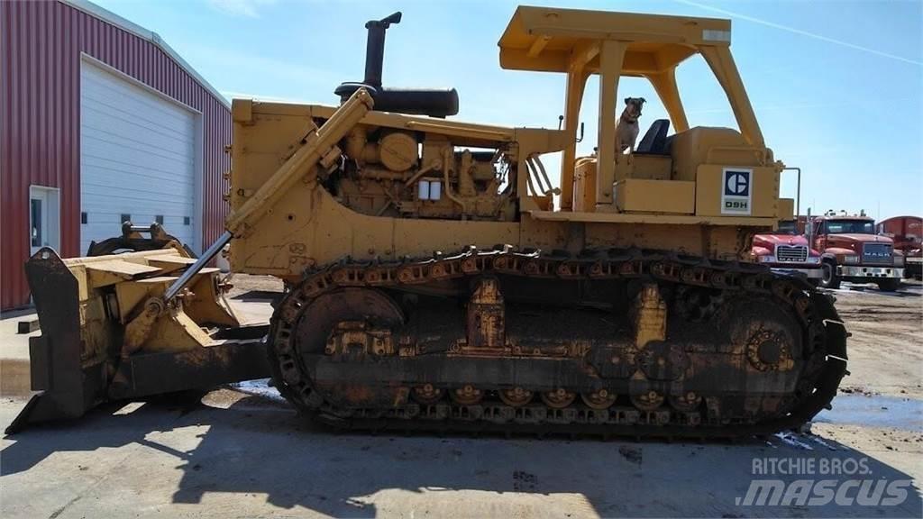 CAT D9H Rupsdozers