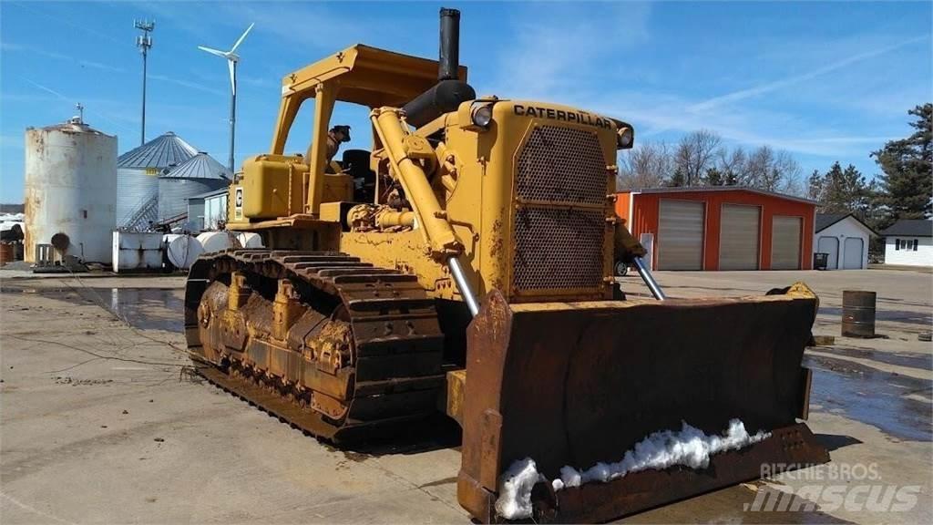CAT D9H Rupsdozers