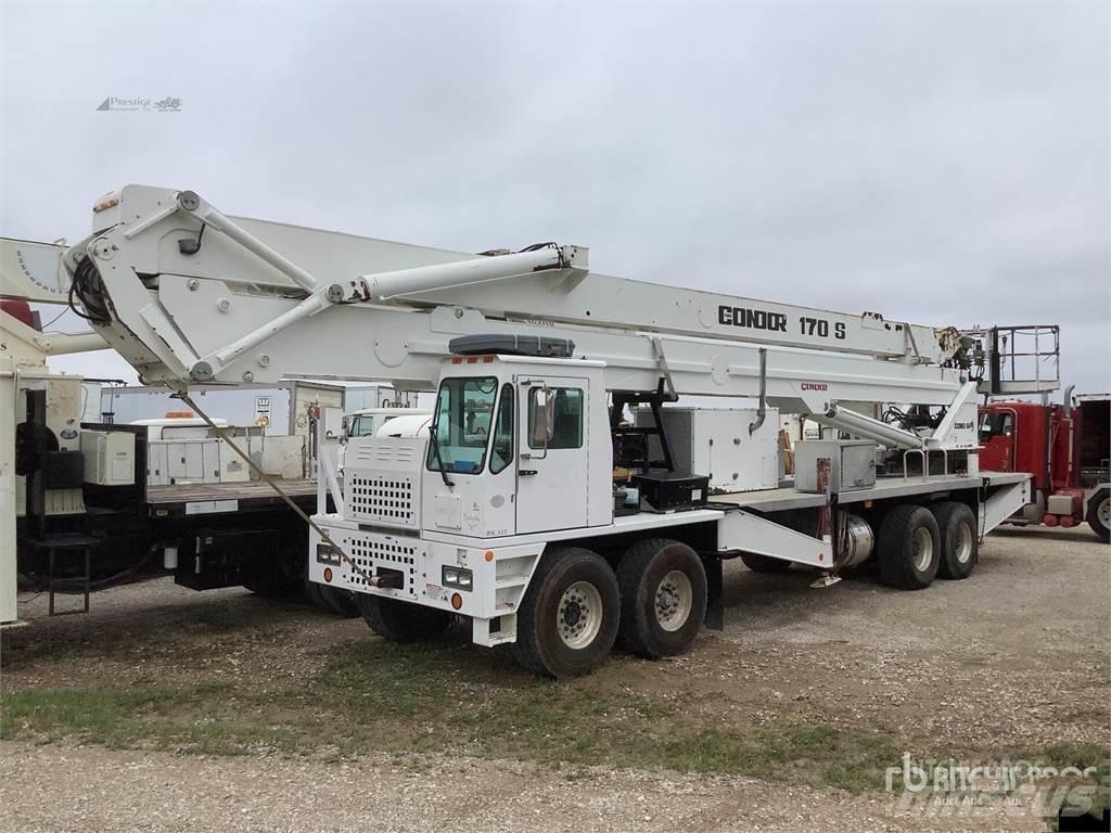 Condor 170S Vlakke laadvloer met kraan